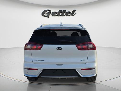 Snow White Pearl 2019 Kia Niro Touring