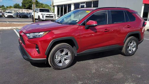 2025 Toyota RAV4 XLE