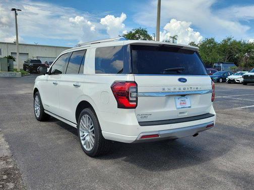 2022 Ford Expedition Platinum