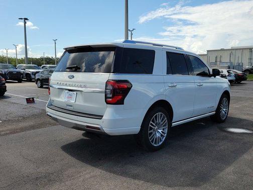2022 Ford Expedition Platinum