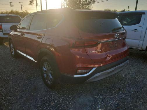 2019 Hyundai SANTA FE SE 2.4