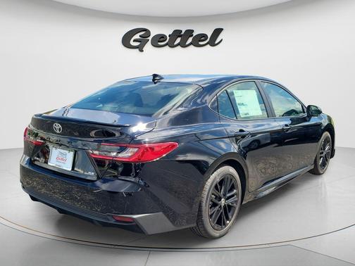 Midnight Black Metallic 2026 Toyota Camry SE