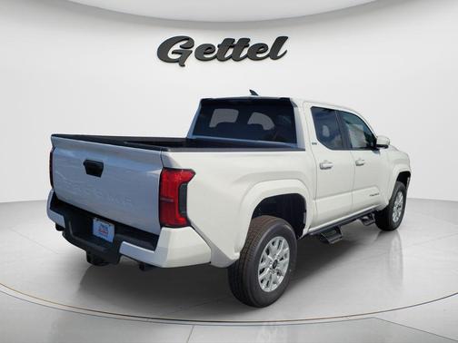 Ice Cap 2026 Toyota Tacoma SR5