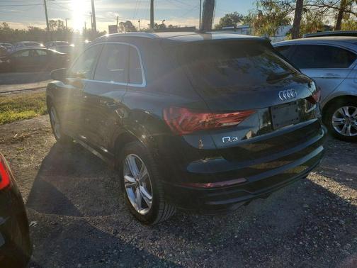 2021 Audi Q3 45 S line Premium