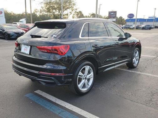 2021 Audi Q3 45 S line Premium