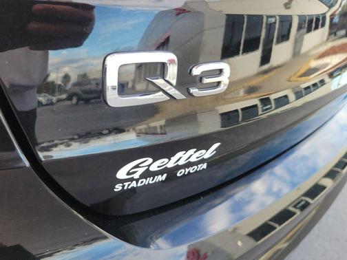 2021 Audi Q3 45 S line Premium