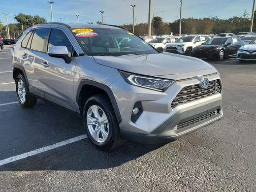 2021 Toyota RAV4 Hybrid XLE