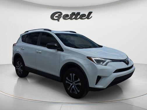 Super White 2017 Toyota RAV4 LE