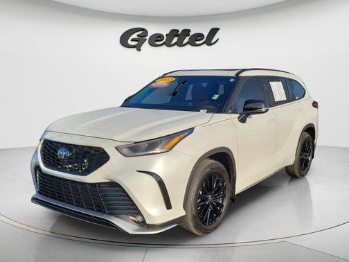 2023 Toyota Highlander XSE