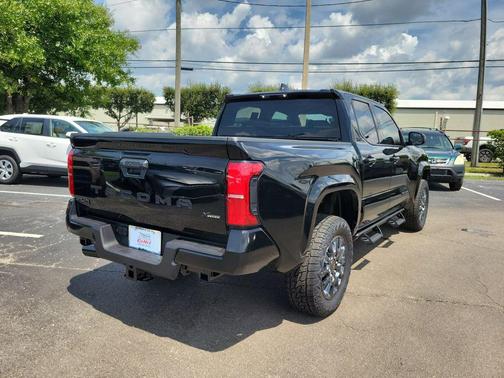 2025 Toyota Tacoma SR5