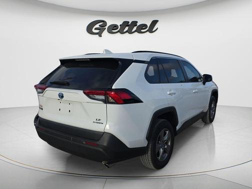 Ice Cap 2024 Toyota RAV4 Hybrid LE