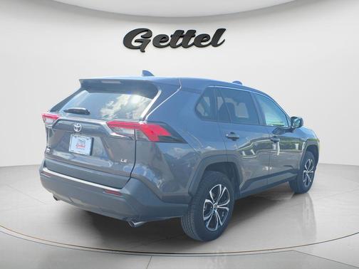Magnetic Gray Metallic 2022 Toyota RAV4 LE