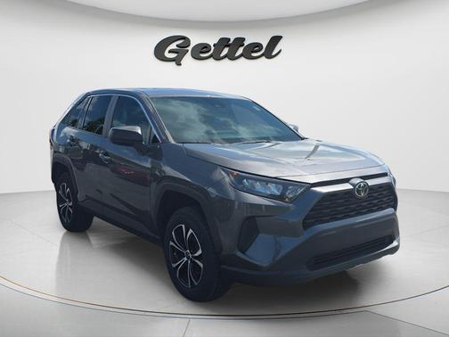 Magnetic Gray Metallic 2022 Toyota RAV4 LE