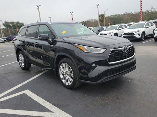 2023 Toyota Highlander Limited