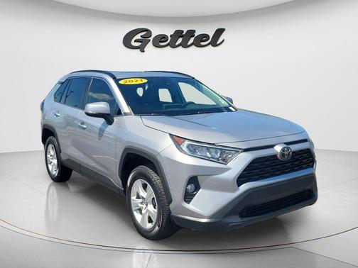 Silver Sky Metallic 2021 Toyota RAV4 XLE