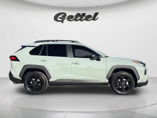 Lunar Rock 2020 Toyota RAV4 SE