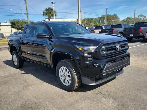 2025 Toyota Tacoma SR