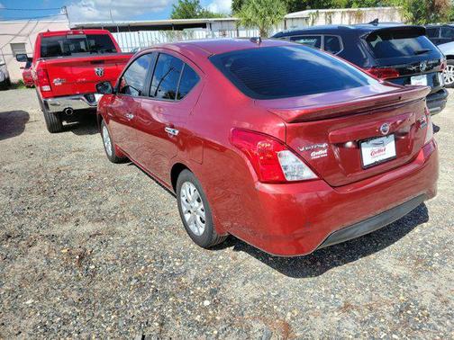 2017 Nissan Versa 1.6 SV