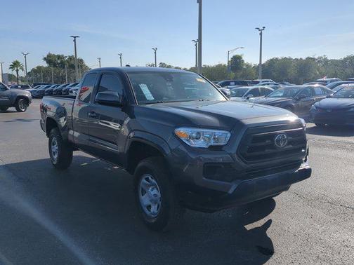 2022 Toyota Tacoma SR