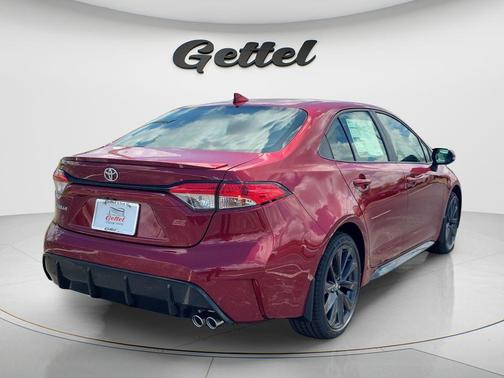 Ruby Flare Pearl 2026 Toyota Corolla SE