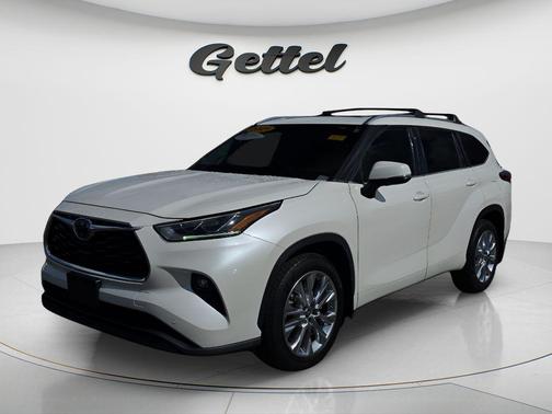 Blizzard Pearl 2021 Toyota Highlander Limited