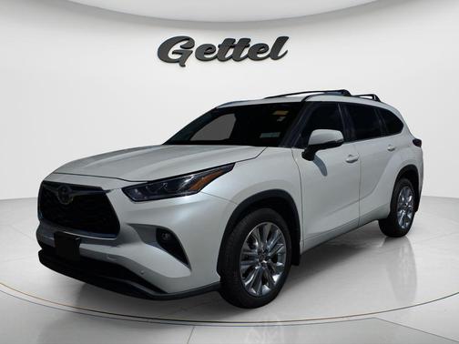 Blizzard Pearl 2021 Toyota Highlander Limited