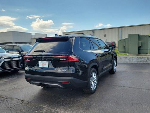 2025 Toyota Grand Highlander Platinum