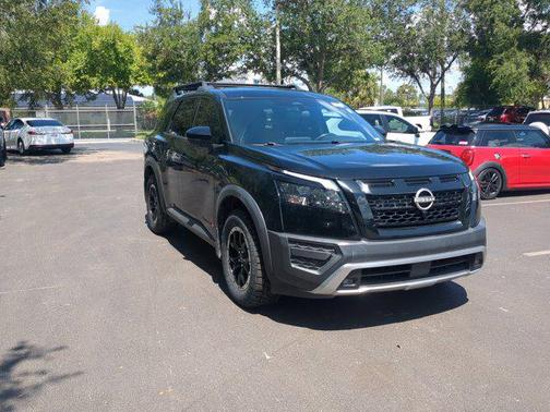 2023 Nissan Pathfinder Rock Creek 4WD