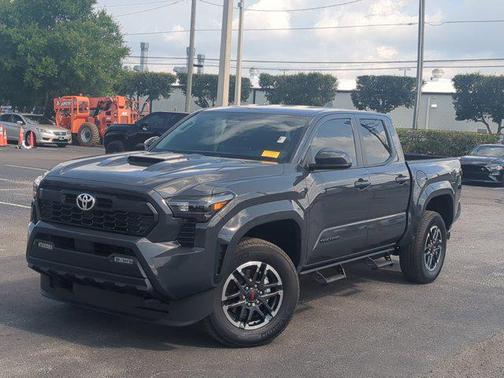 2025 Toyota Tacoma TRD Sport