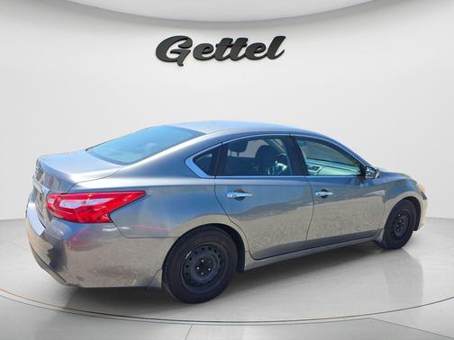 Gun Metallic 2016 Nissan Altima 2.5 S