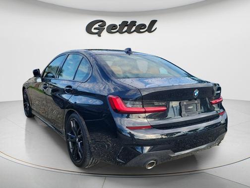 Black Sapphire Metallic 2019 BMW 330 330i