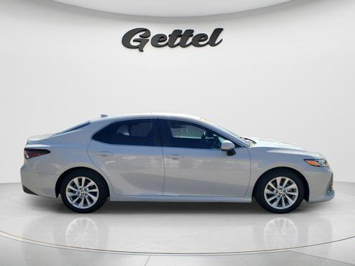 Ice Edge 2022 Toyota Camry LE