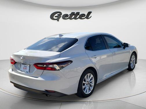 Ice Edge 2022 Toyota Camry LE