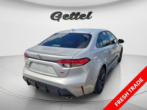 Classic Silver Metallic 2024 Toyota Corolla SE