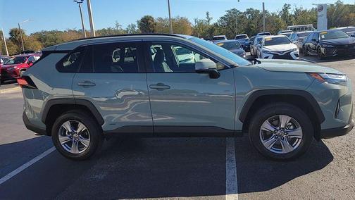 2023 Toyota RAV4 Hybrid XLE