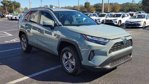 2023 Toyota RAV4 Hybrid XLE