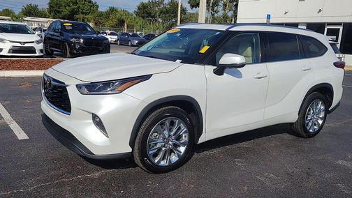 2023 Toyota Highlander Limited