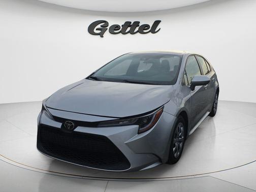Classic Silver Metallic 2022 Toyota Corolla LE