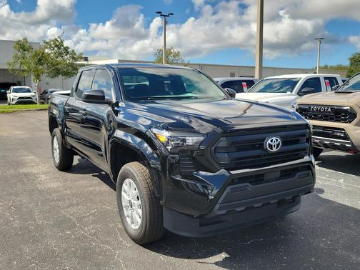 2025 Toyota Tacoma SR