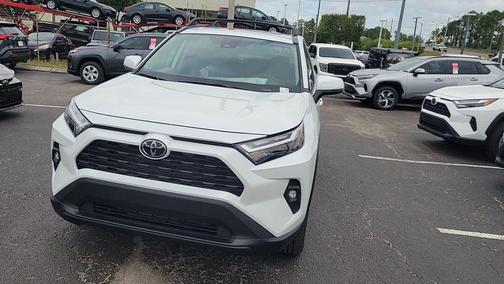 2025 Toyota RAV4 XLE Premium
