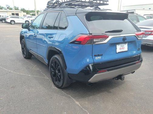 2023 Toyota RAV4 Hybrid SE