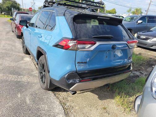 2023 Toyota RAV4 Hybrid SE