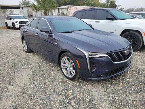 2024 Cadillac CT4 Luxury