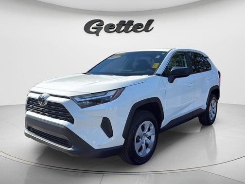 Ice Cap 2024 Toyota RAV4 LE