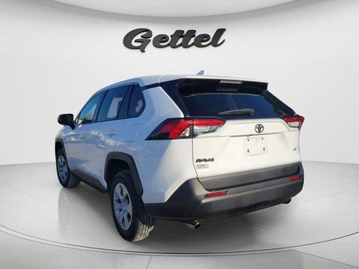 Ice Cap 2024 Toyota RAV4 LE