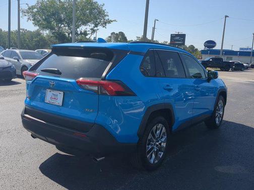 2019 Toyota RAV4 XLE Premium