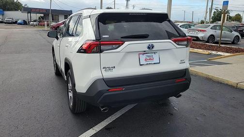 2023 Toyota RAV4 Hybrid XLE