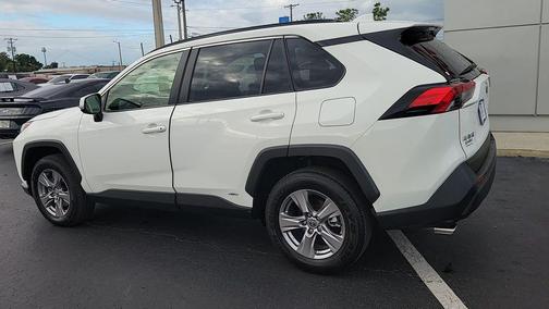 2023 Toyota RAV4 Hybrid XLE
