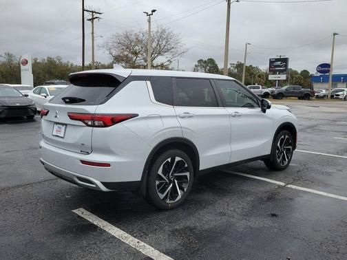 2024 Mitsubishi Outlander SE 2.5 S-AWC