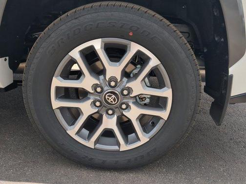 2025 Toyota Sequoia Base
